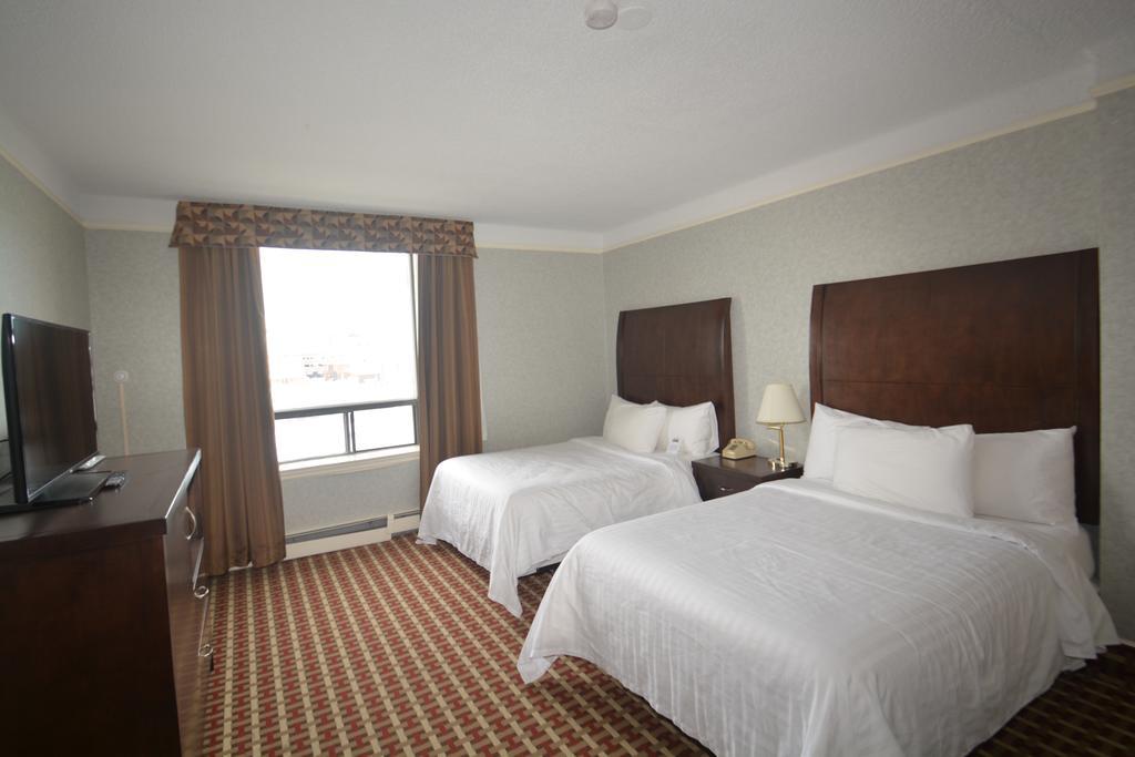 Prince Arthur Waterfront Hotel & Suites Thunder Bay Exterior photo