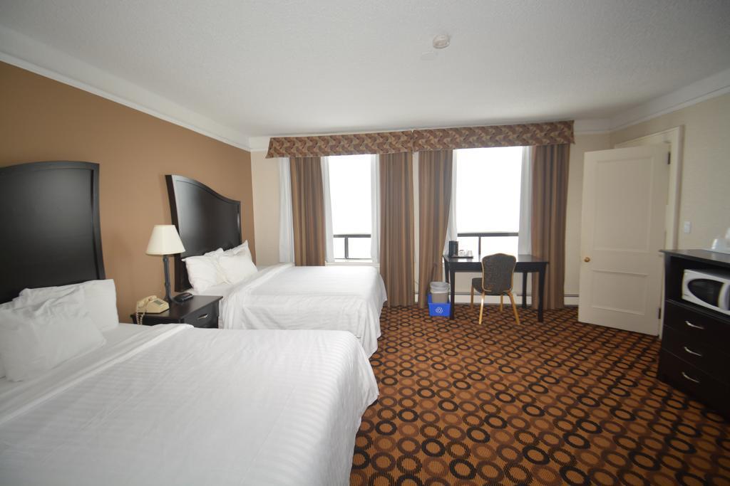 Prince Arthur Waterfront Hotel & Suites Thunder Bay Exterior photo